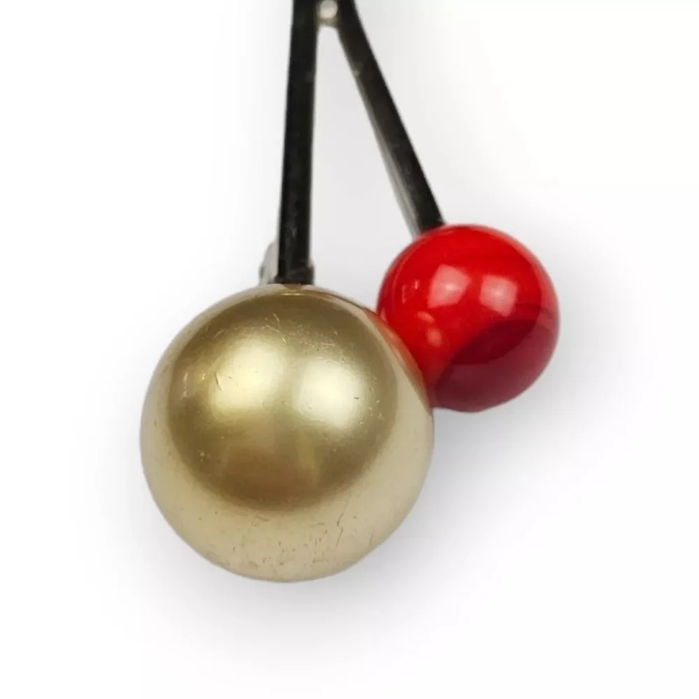Vintage 1960 modernist
